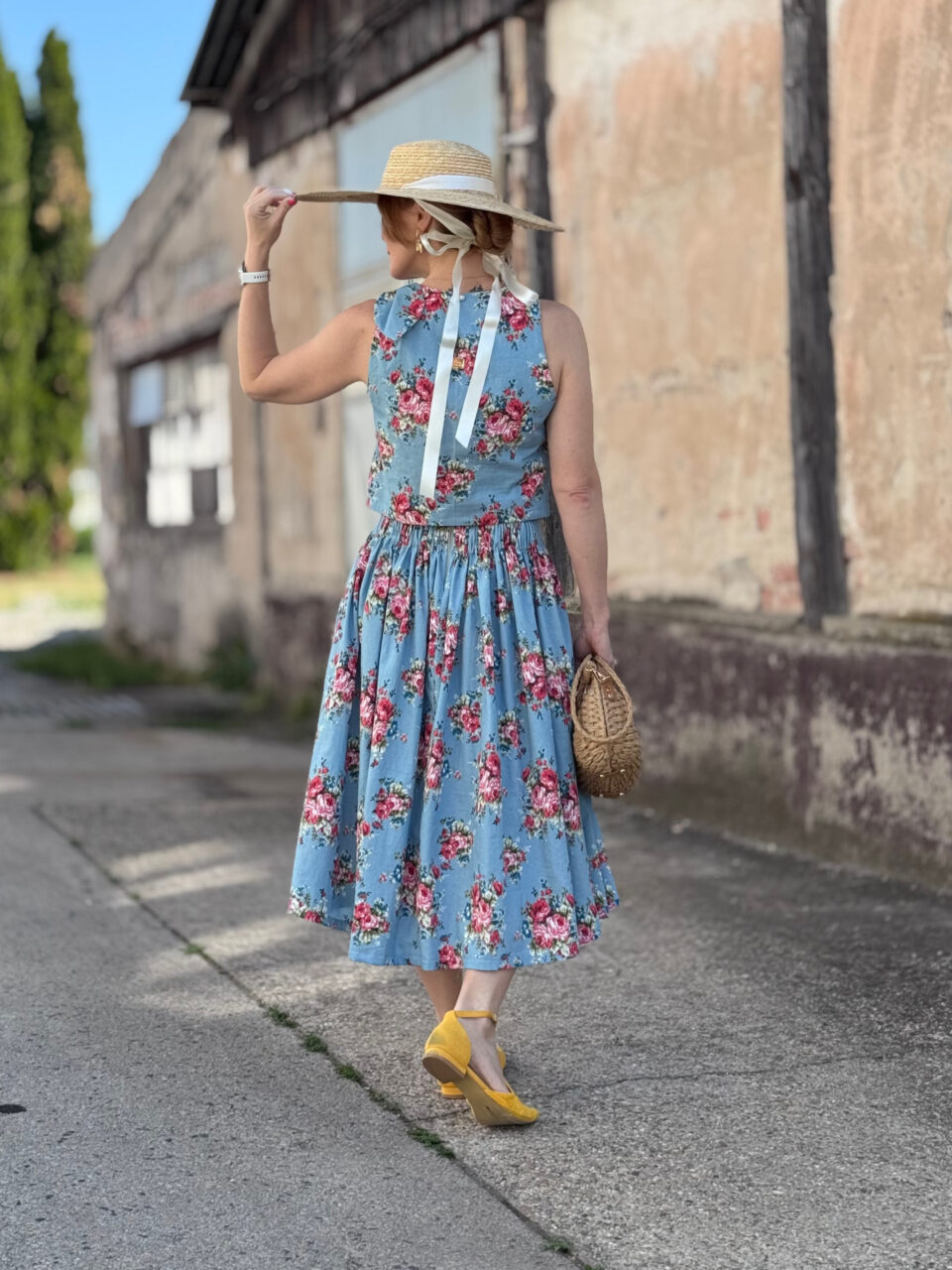Amara Set – súprava topu a sukne, záber 9