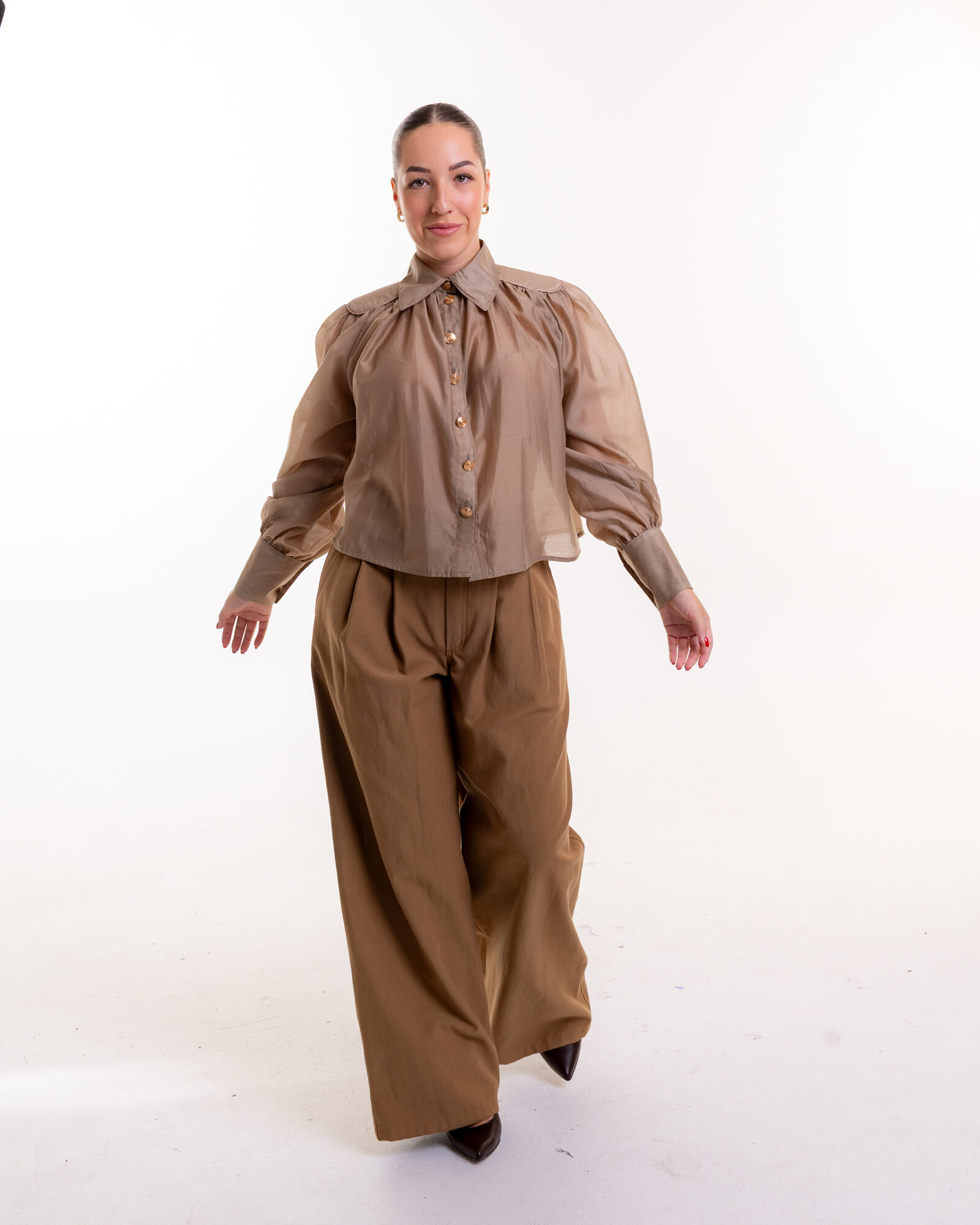 Lucé – dámske wide leg nohavice z lyocelu s vysokým pásom, záber 4