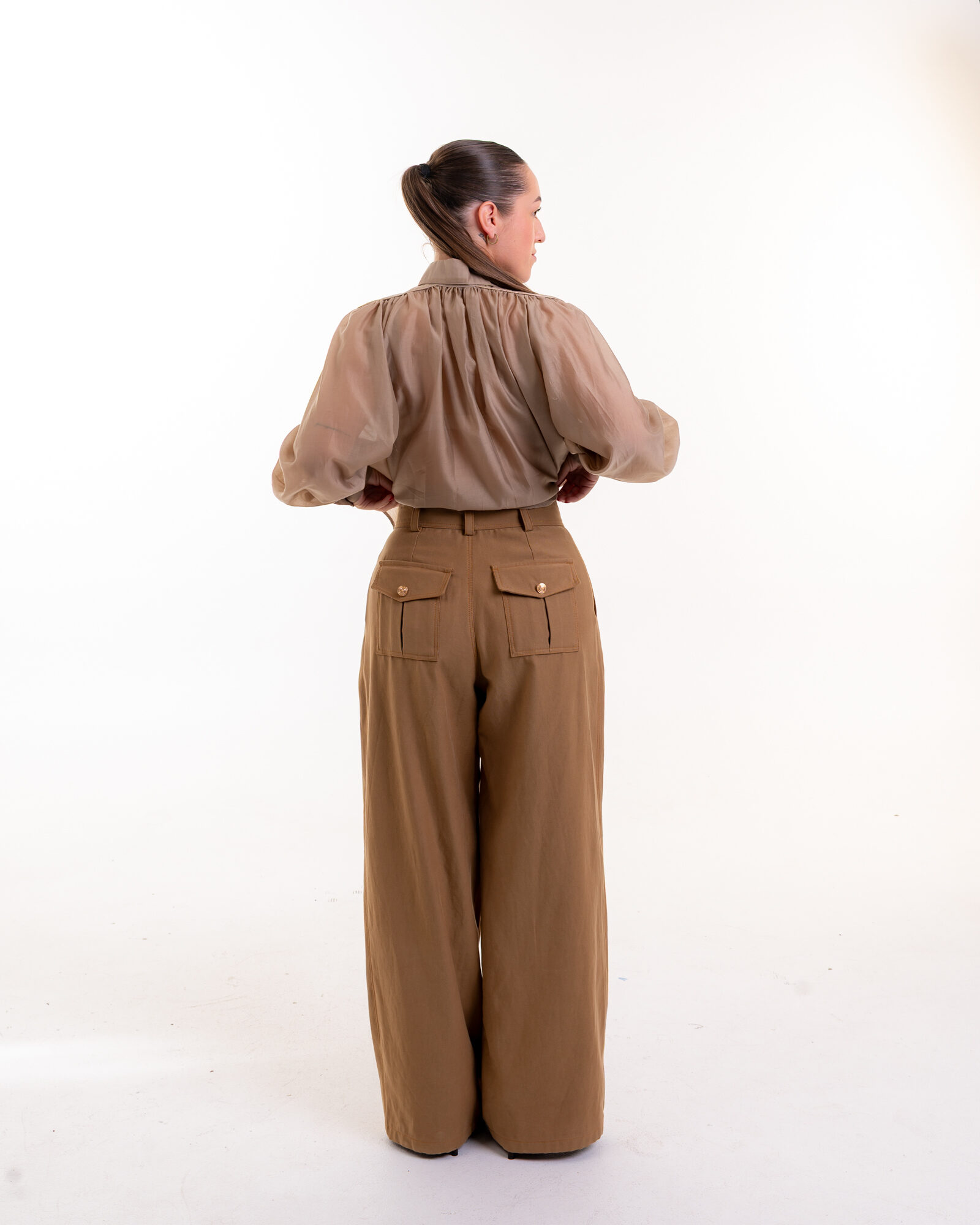 Lucé – dámske wide leg nohavice z lyocelu s vysokým pásom, záber 3