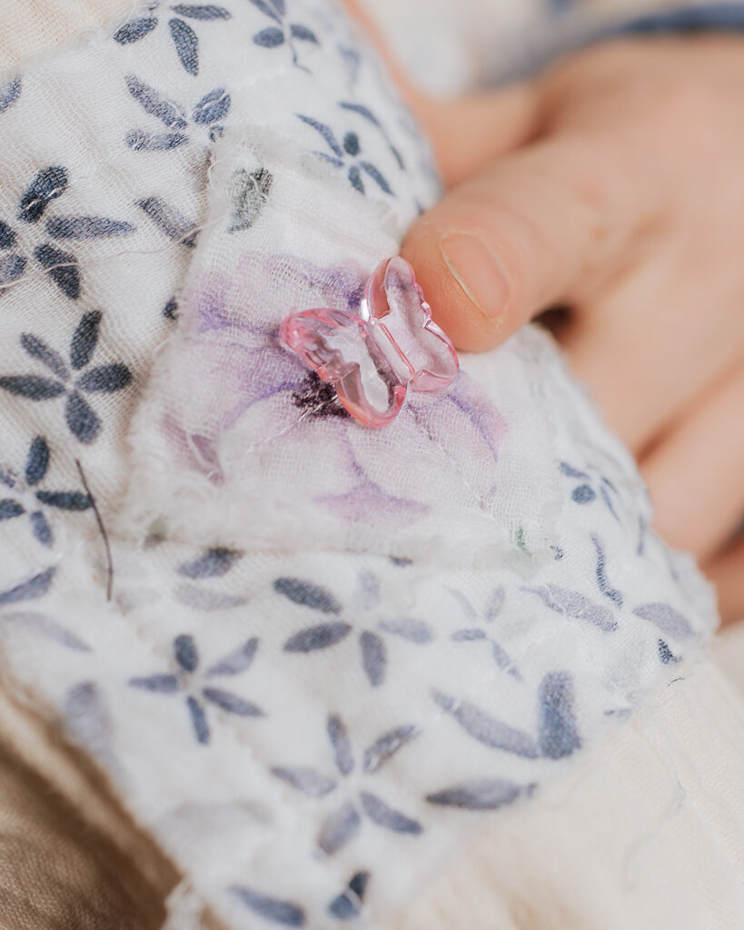 Upcykardigán    Forget me not – L, záber 4